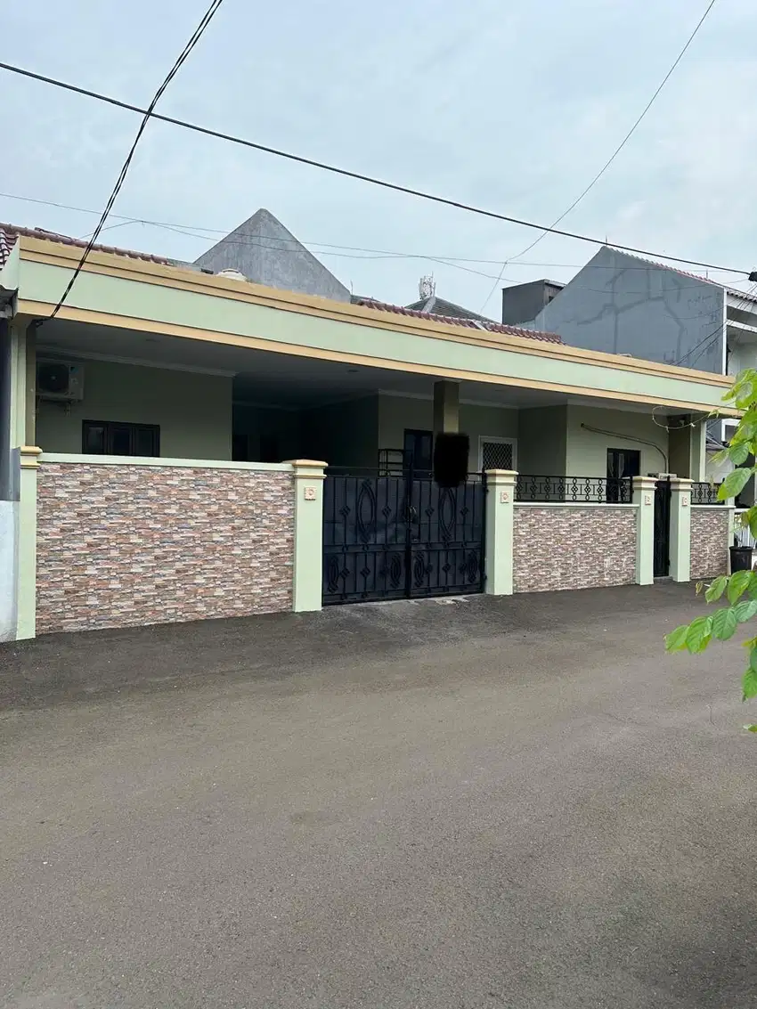 Di Jual Rumah Rapih dan Siap Huni, di Regensi Melati Mas.
