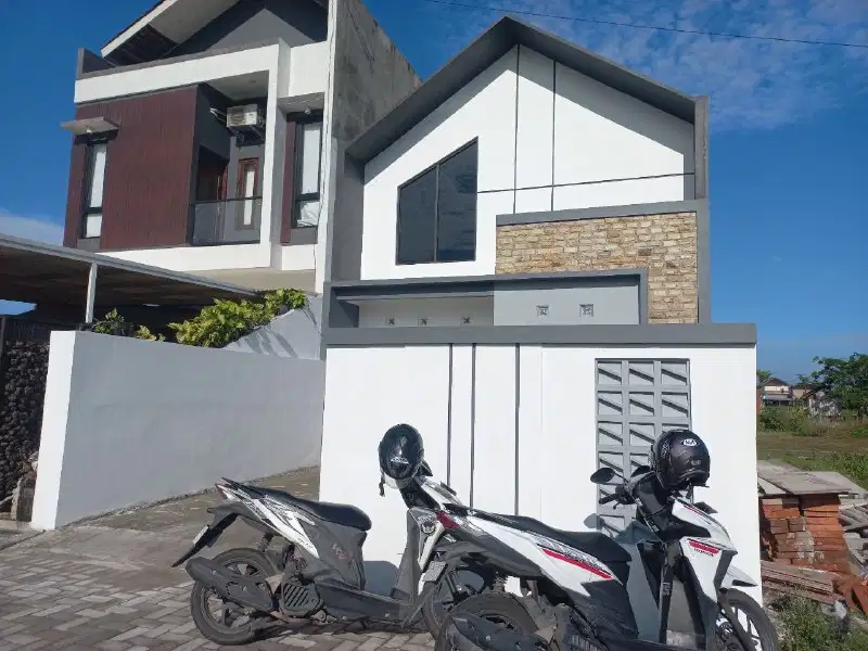 DIJUAL RUMAH BARU MEZZANIN 3 KAMAR  SIAP HUNI DI JOMBOR SUKOHARJO