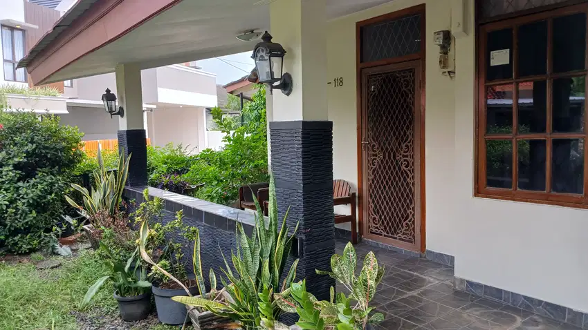 Rumah Cantik 2 lantai di Witana Harja dekat Universitas Pamulang