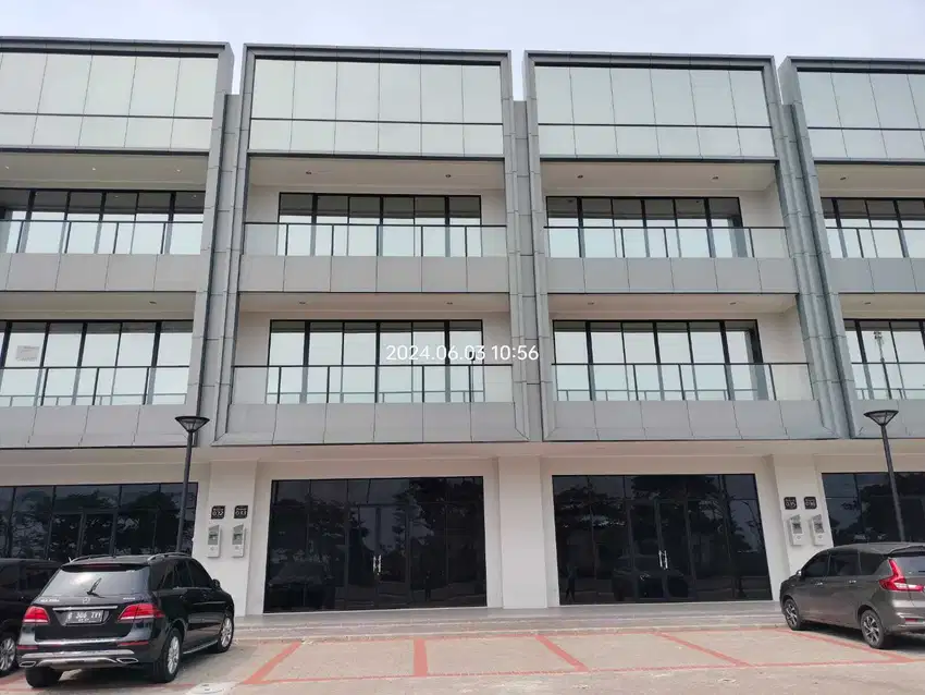 Ruko/Soho PIK2 Uk 8x18 (3,5 Lantai), Lokasi Ramai Stretegis