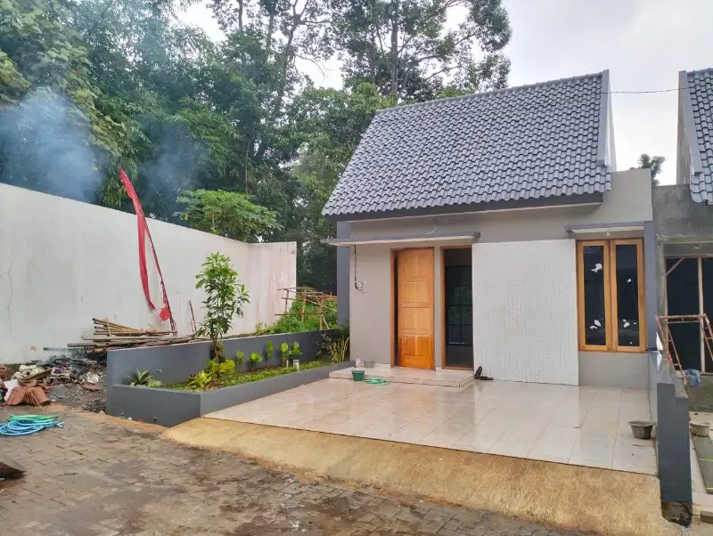Dijual Rumah Hunian Dekat Kampus Unnes Gunungpati Kota Semarang