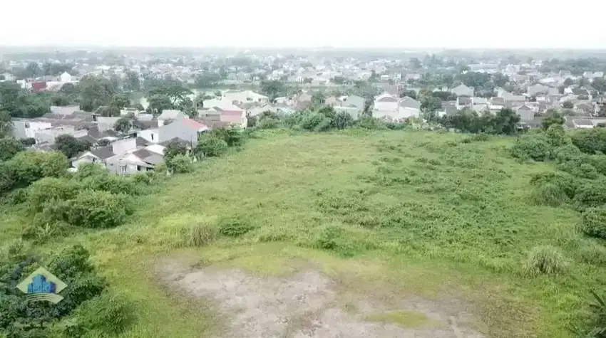 Tanah Zona Komersial 33.404 m² di Jl Raya Cisauk, Tangerang - Banten