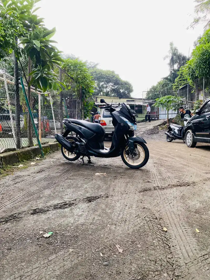 Yamaha Lexi S 125cc Keylles Bluecore Fi Tahun 2021
