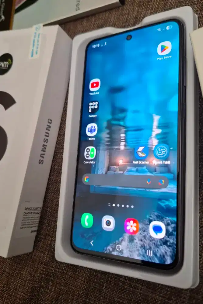 Samsung s21 fe 5 g fullset like new