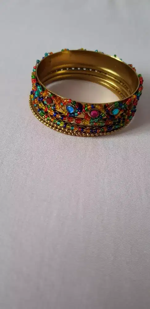 Gelang asli dari India