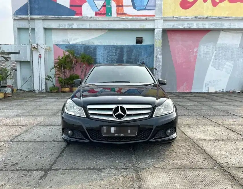 TERMURAH!! Mercedes Benz C200 1.8 CGI 2012 FACELIFT