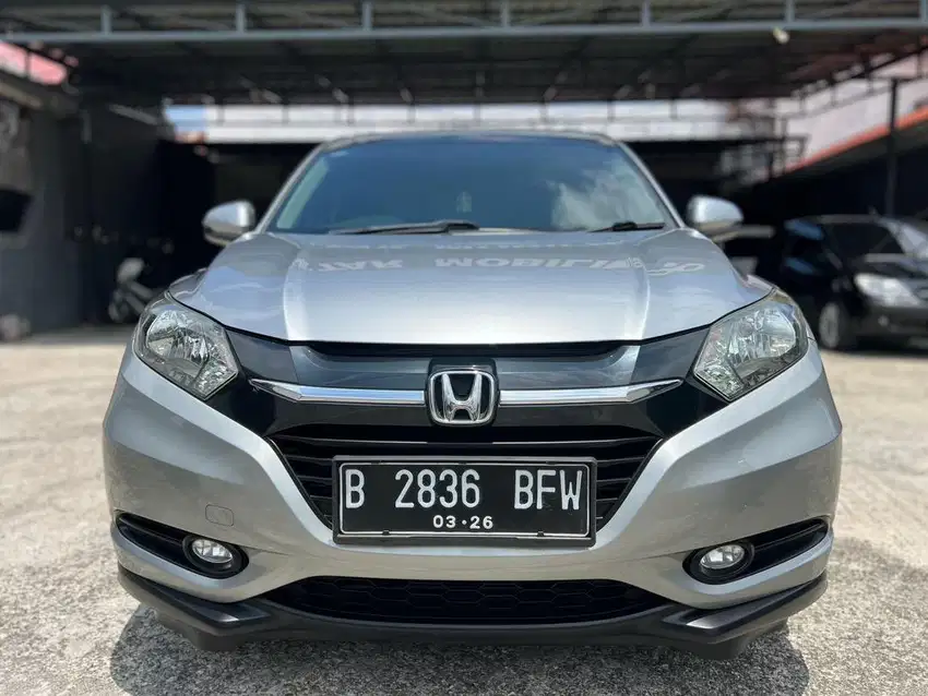 HRV E CVT Automatic 2016 pajak panjang