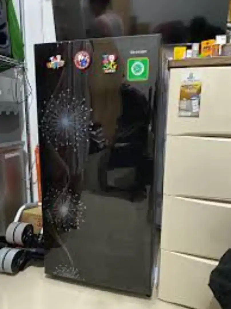 Kulkas sharp 1 pintu