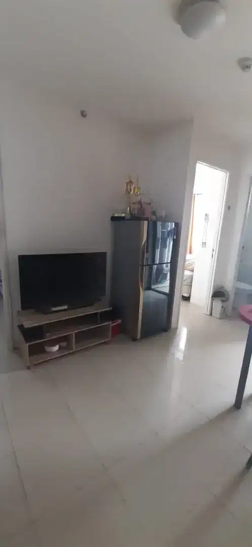 DIJUAL BU 2BR LOKASI SANGAT STRATEGIS ATAS MALL APARTEMEN BASSURA CITY