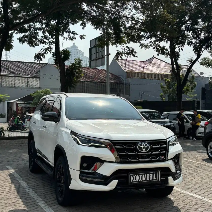 TOYOTA FORTUNER VRZ GR 2.8 1GD DIESEL AT 2022