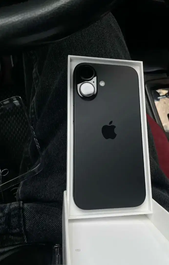 Ready iPhone 16 black 128gb bisa cicilan tenor 12bln bunga 0%