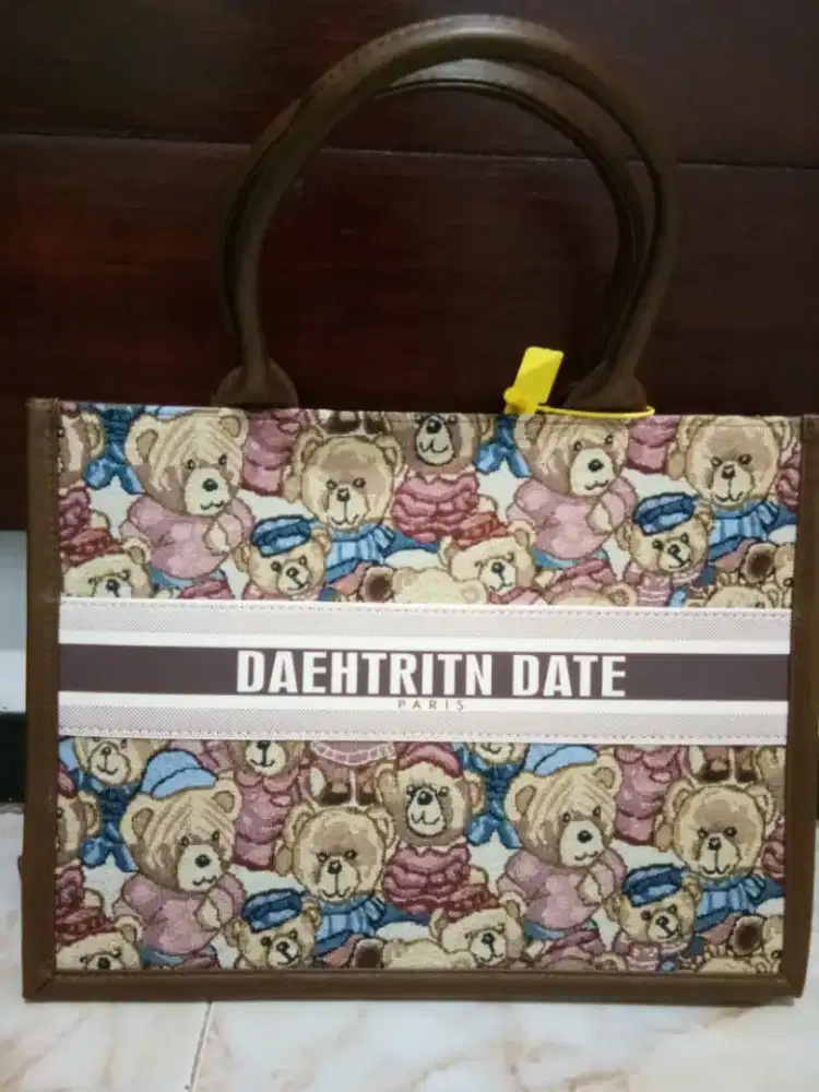 TAS TOTE BEAR BARU