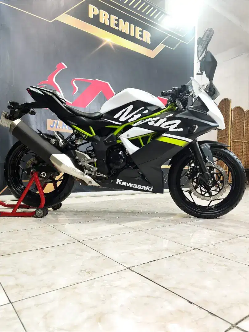 Kawasaki Ninja 250 RR Mono FI TH 2020 like new murce