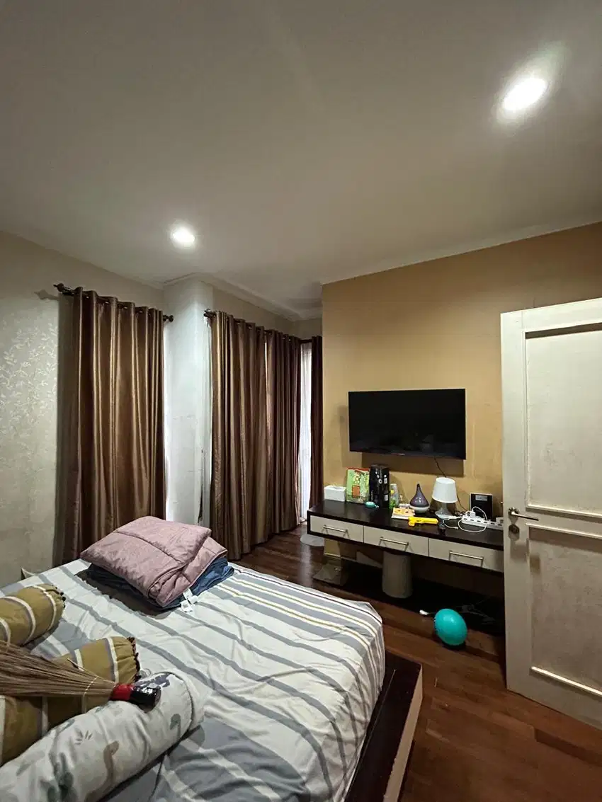 MURAH RUMAH BSD DE LATINOS SERTIFIKAT SHM