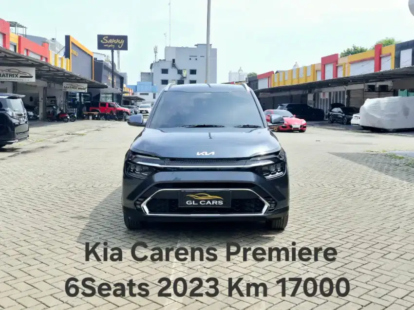 Carens Premiere Cash 6 Seat Kia Abu2 Sunroof Full Option Km 17000