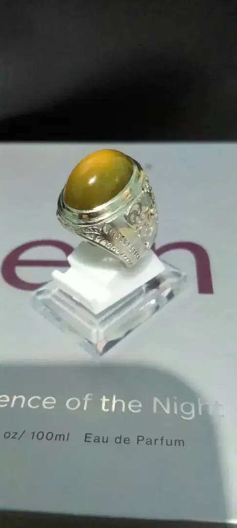 Batu cincin idocrase solar aceh