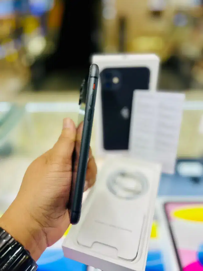 iPhone 11 64 Midnight Ex iBox Fullset BH 83%