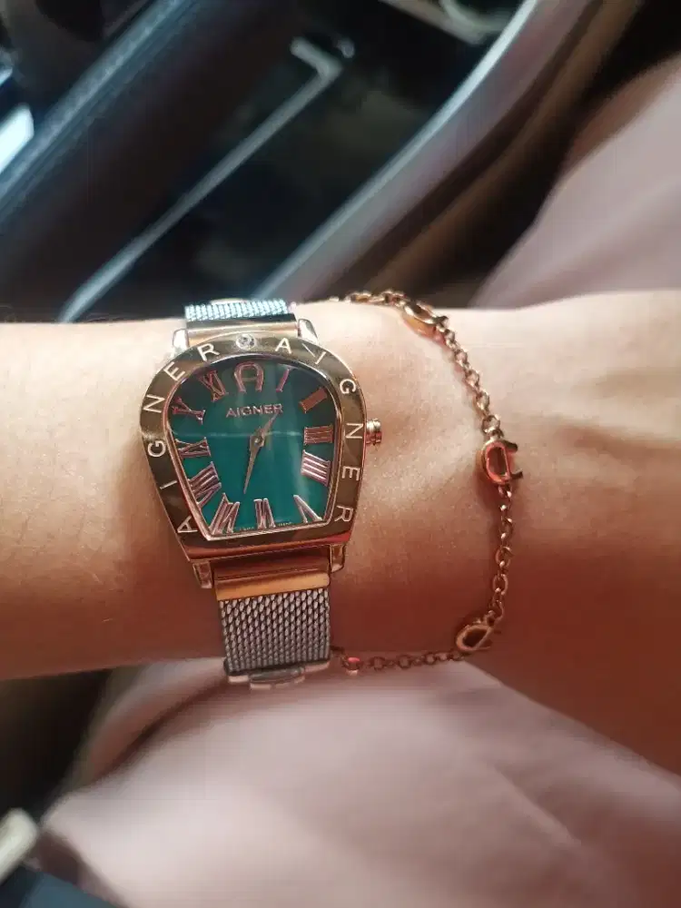 Jam tangan wanita Aigner rose gold silver