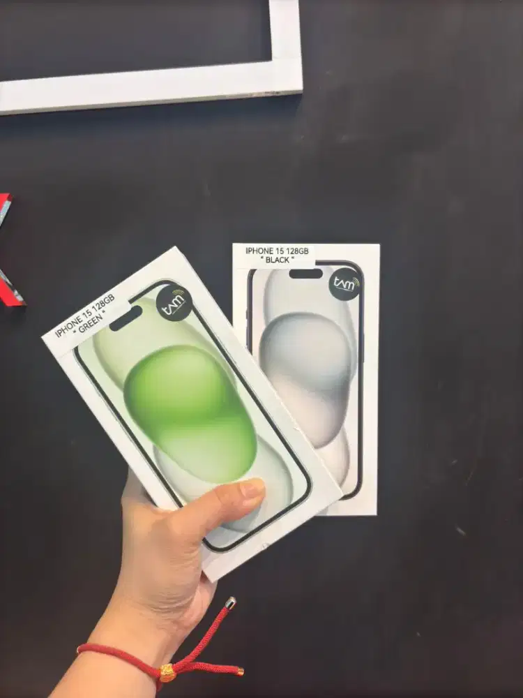 Iphone 15 128gb garansi resmi indonesia