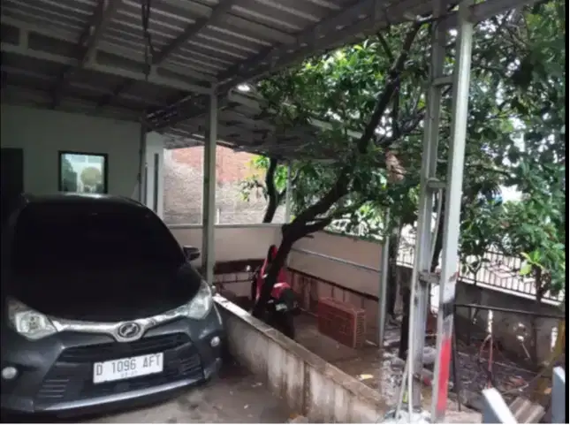Dikontrakan Murah, Rumah Besar di Komplek Bukit Indah Pasanggrahan