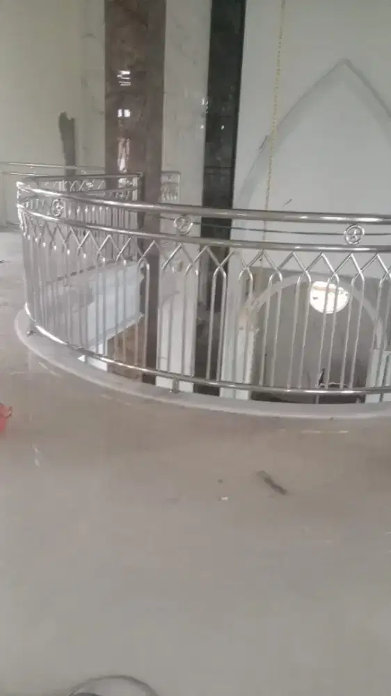 Relling tangga dan balkon stainless steel