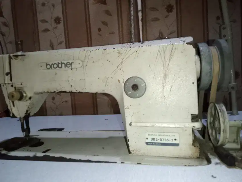 Mesin jahit Brother B735-3 Second
