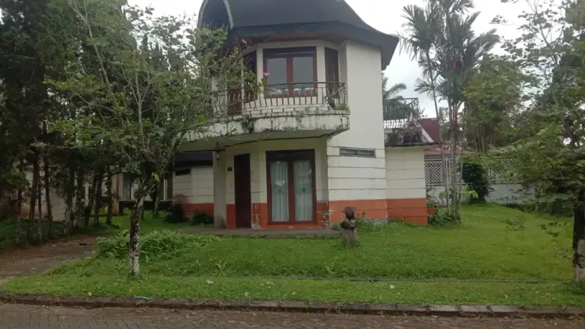 Dijual Villa di KOTA BUNGA