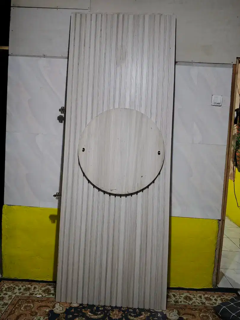 Pintu kamuflase bagus