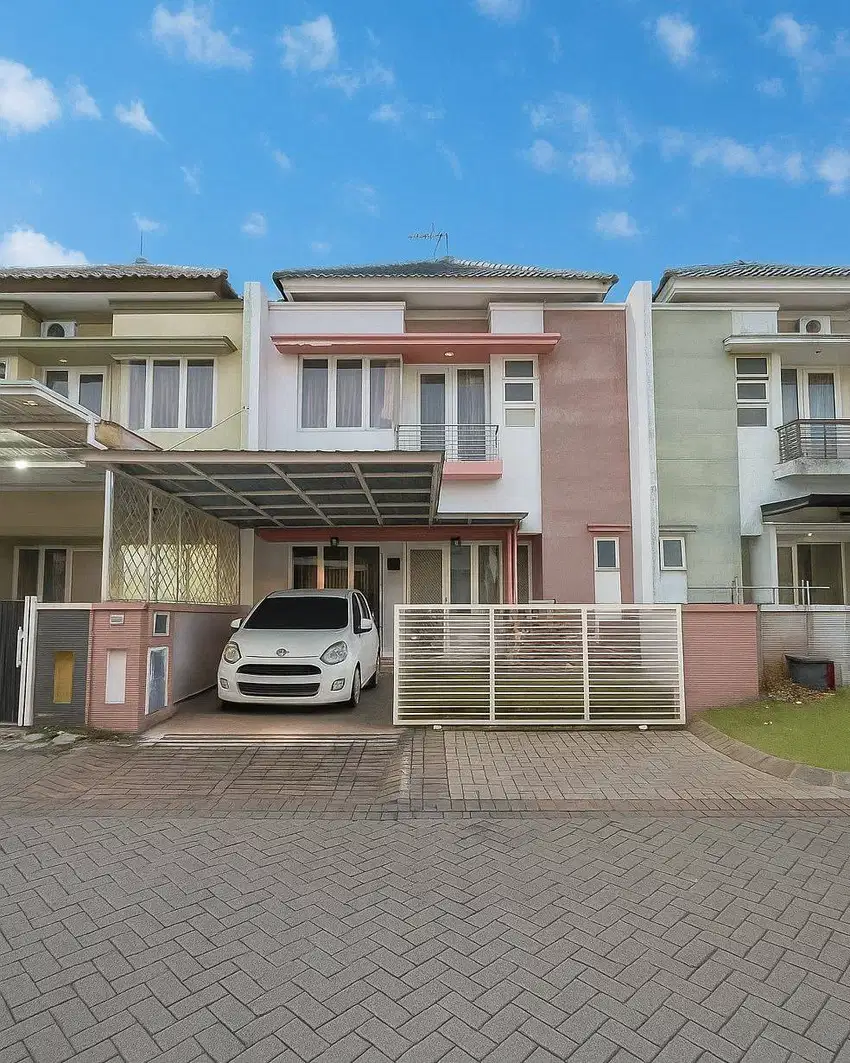 Rumah San Diego, Pakuwon City Strategis Carport Row 3 Mobil