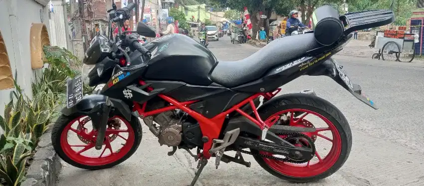 Cb150R LED 2016