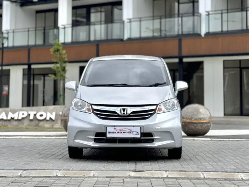 Honda Freed (2012)