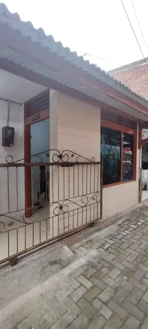 DIJUAL RUMAH STRATEGIS SIAP HUNI
