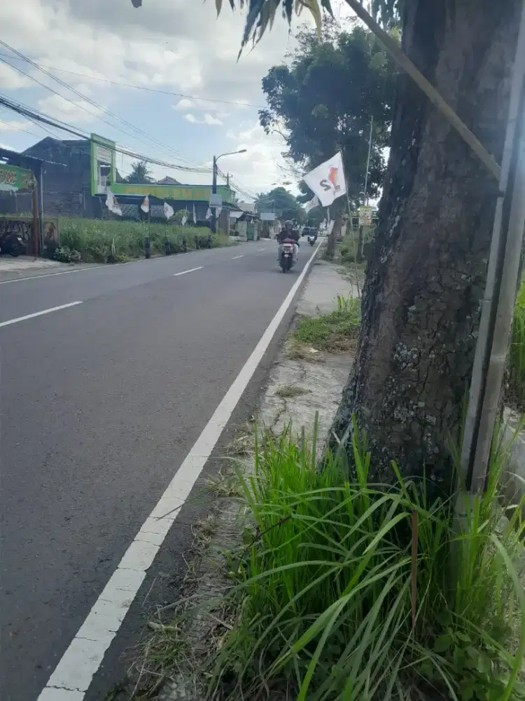 Disewakan tanah depan RS PKU muhamadiyah jl pendowoharjo sleman