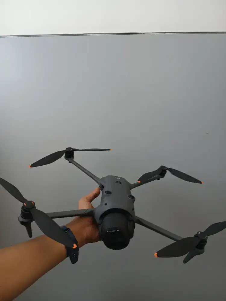 DJI MAVIC 4 PRO FLY MORE COMBO (RC pro 2)