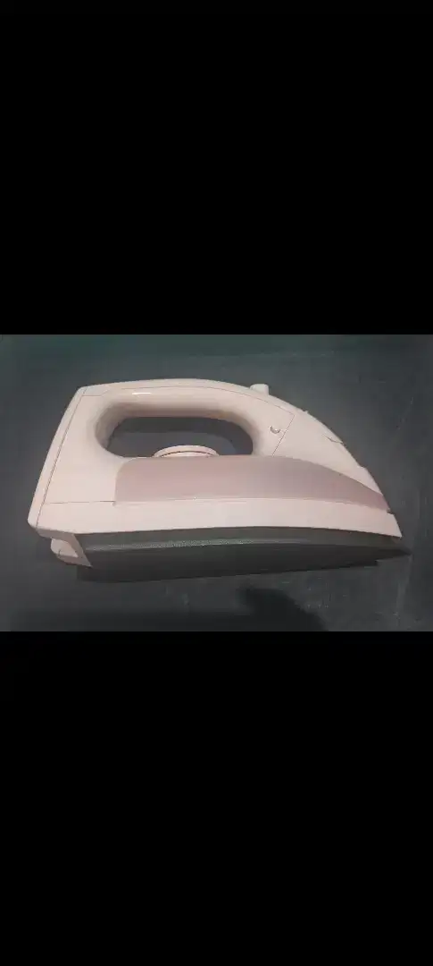 JUAL SETRIKA UAP ( PORTABLE CORDLESS IRON ) BEKAS