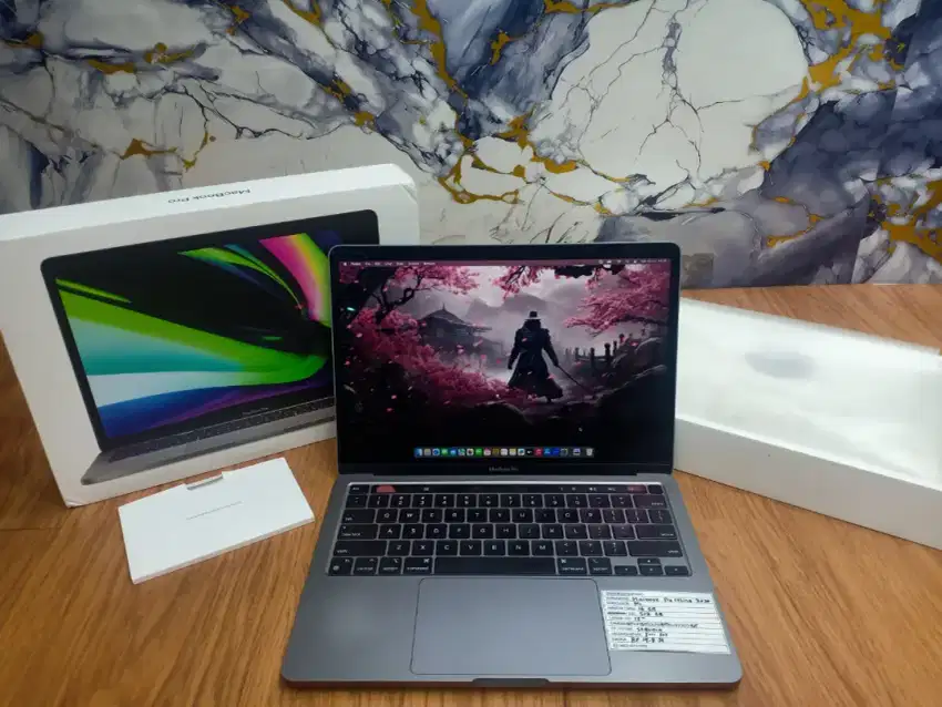 Macbook Pro Retina 13 2020 M1