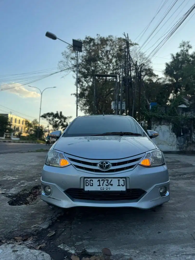Etios G 1.5 Manual (2013) Tangan Pertama