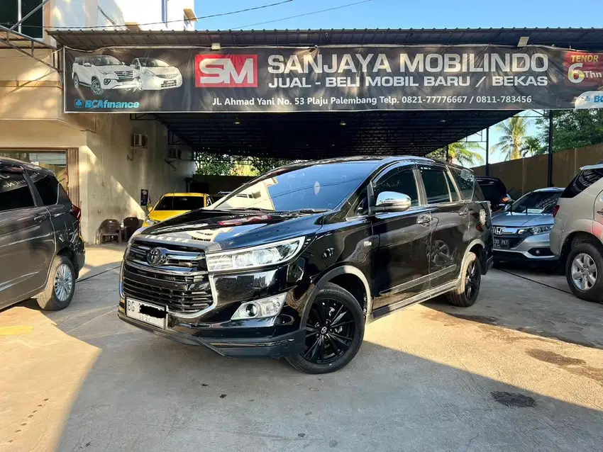 Innova Reborn G Up Venturer 2.0 M/T 2019/2020,Km 70rb