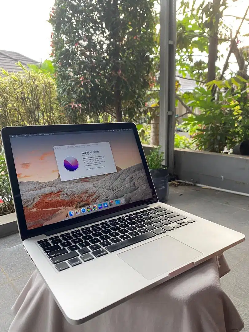 Macbook Pro Retina  13 Early 2015 core i5