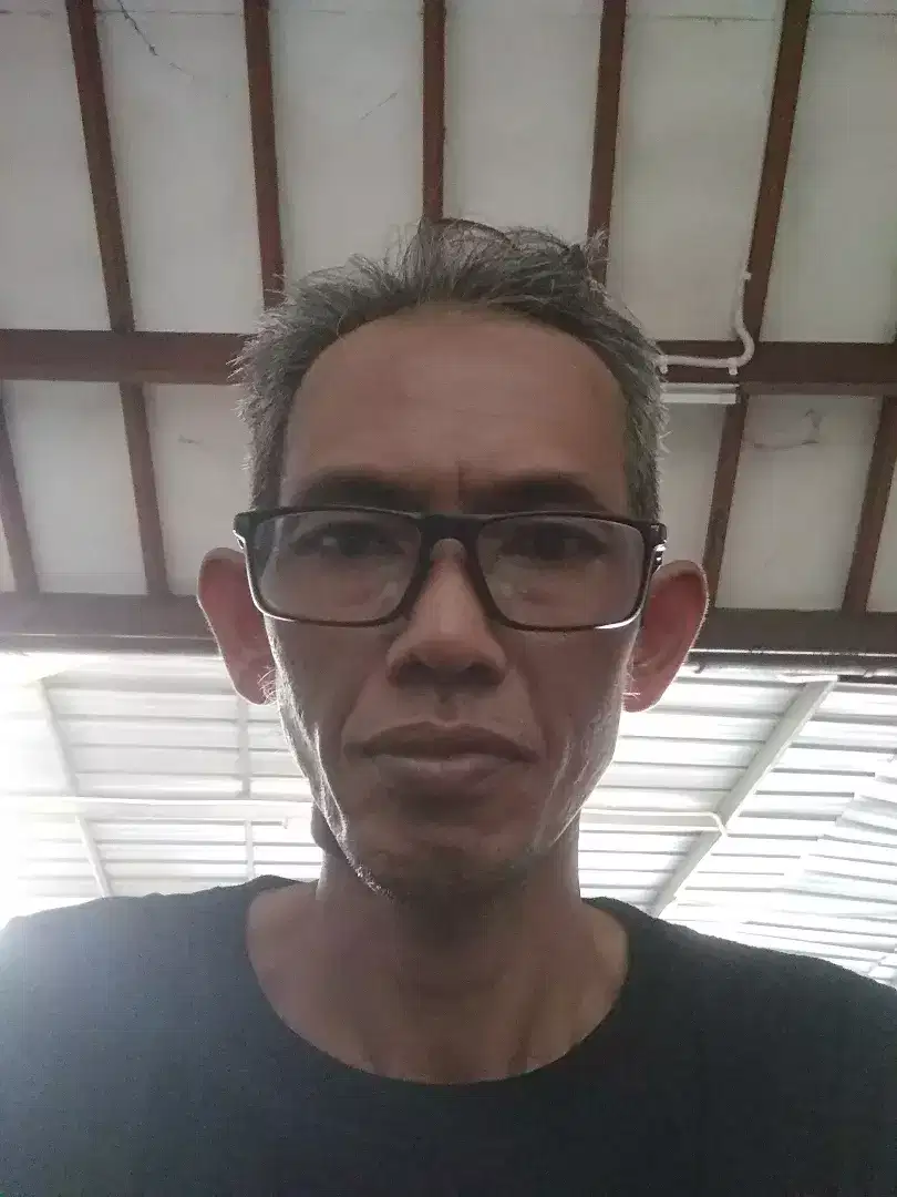 sy sedang mencari pekerjaan driver (supir)