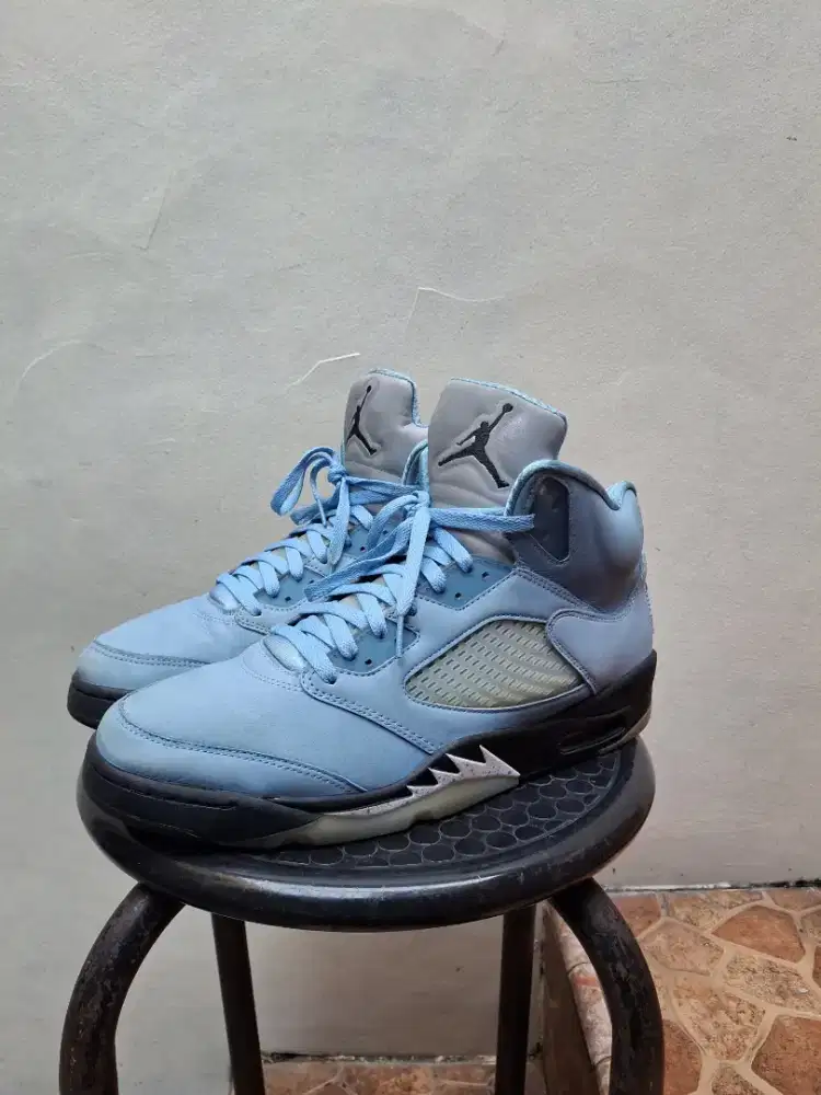 Sepatu Nike Air Jordan 5 University Blue