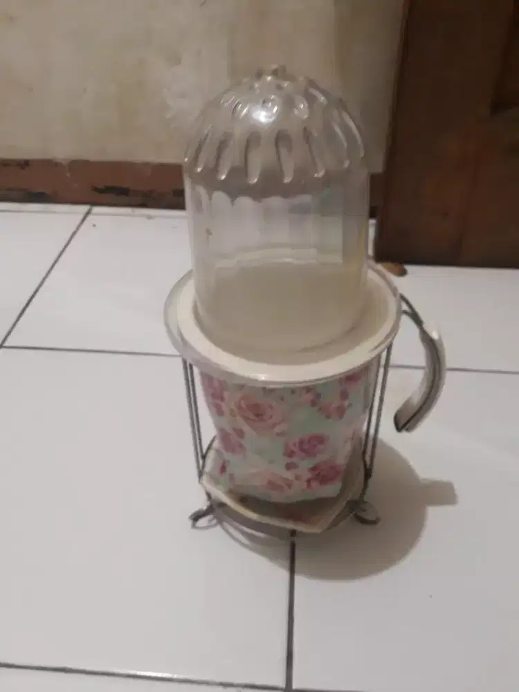 Dijual tempat sendok