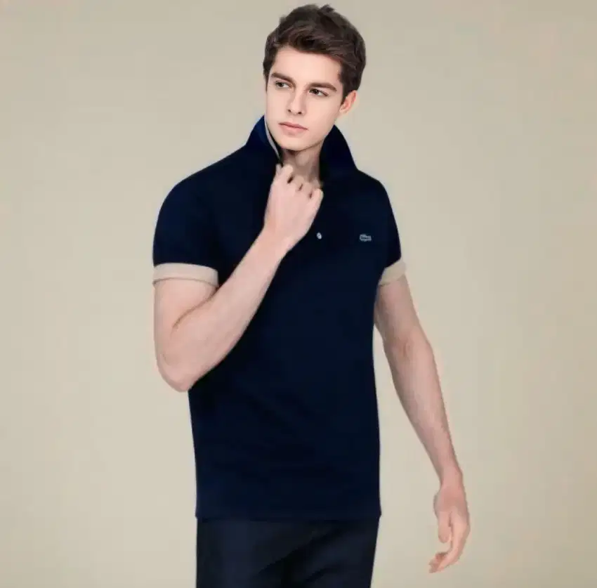 Kaos polo shirt LACOSTE Bold colour navy Size M