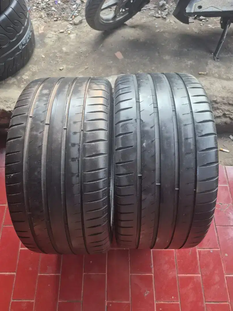 Ban copotan mercy mechlin pilot sport4 265/35 R18 80% 2021..2pcs
