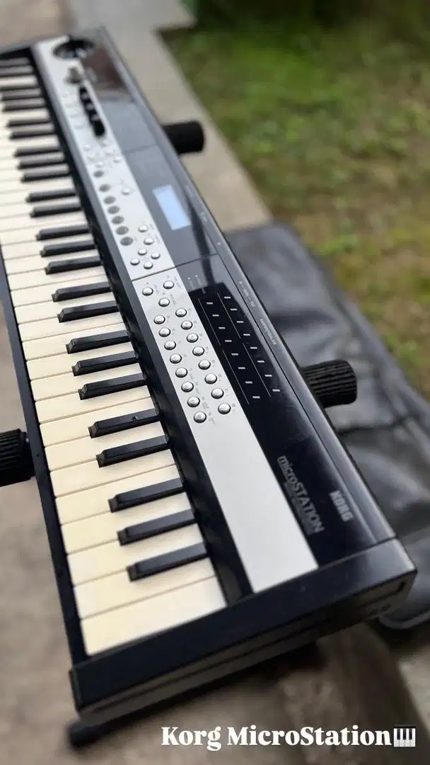 Workstation Synth KORG MicroStation