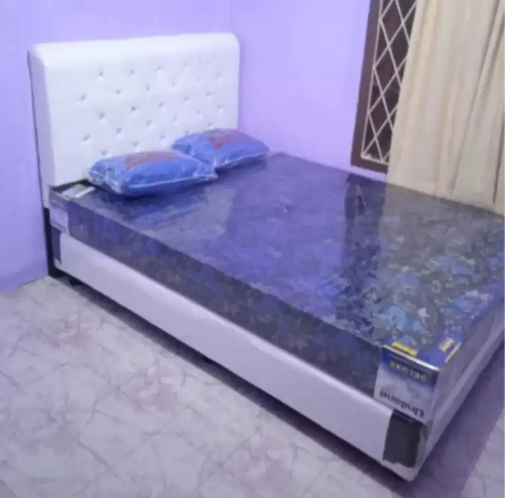 1 Set Matras Uniland Deluxe 20cm + Divan Full Kancing
