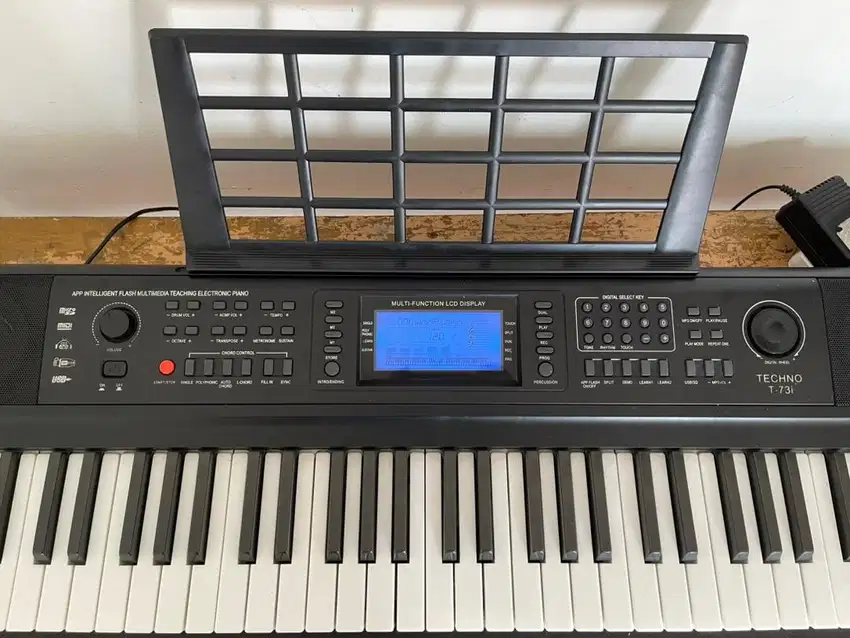 Keyboard Piano Techno T73i 73 tuts 6 oktaf second mulus