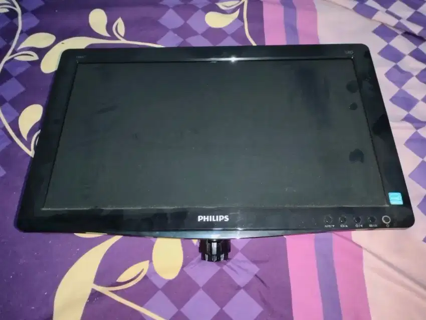 Monitor komputer philips