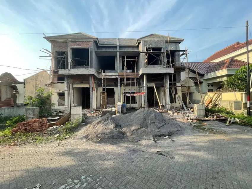 Rumah Mewah 2 lantai perum bpd