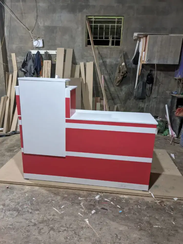 Meja resepsionist lurus 05